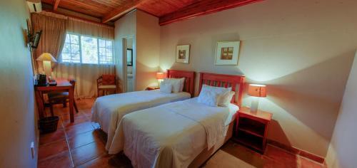 Hostal Adagio Guest House