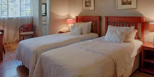 Hostal Adagio Guest House
