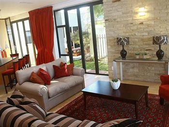 Hotel Canelands Beach Club