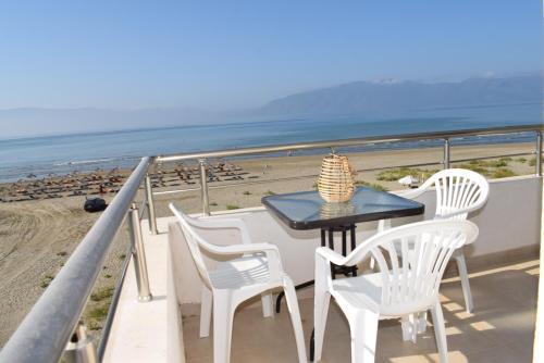 Sea View Apartment - 007