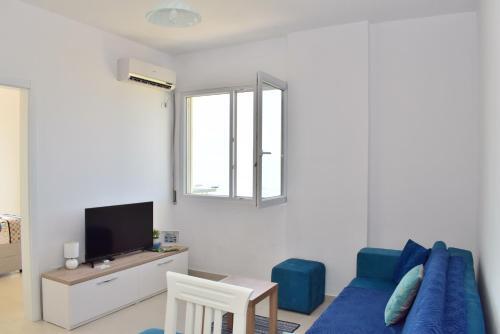 Sea View Apartment - 007