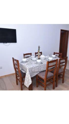 Hostal Guest House For 6 Persons!!