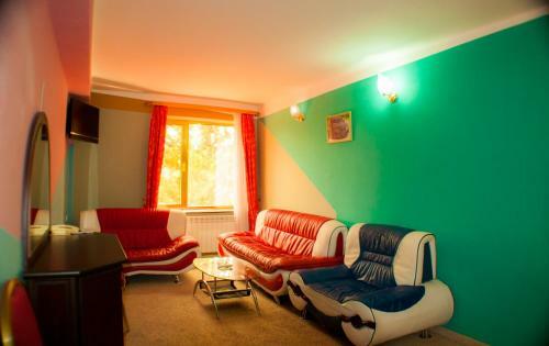 Hostal Vosku Ashxarh Hotel