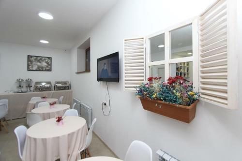 Elis Hotel In Tsaghkadzor