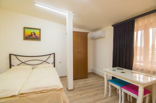 Albergue Tatev Hotel And Tours