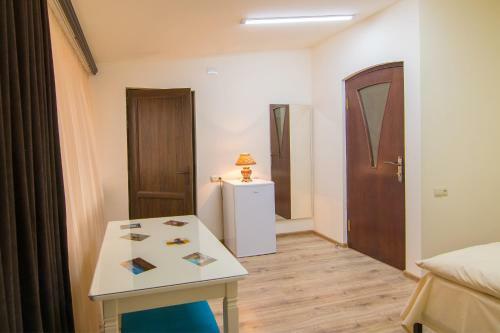 Albergue Tatev Hotel And Tours
