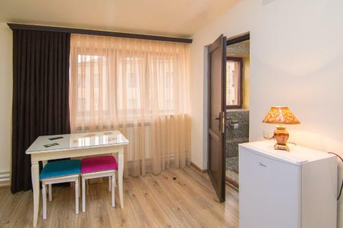 Albergue Tatev Hotel And Tours