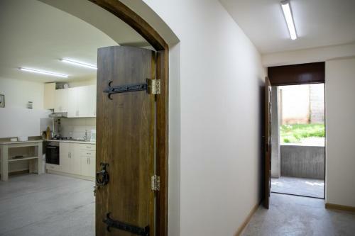 Albergue Tatev Hotel And Tours