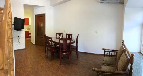 Apartment By Family Hotel