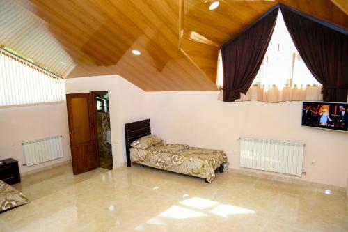 Hostal Cascade Sarmeni 33