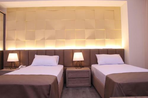 Mandarin Hotel