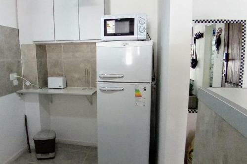 Reina Mora Apart