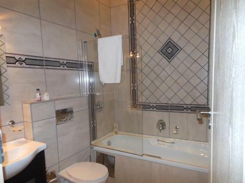 Hostal Goodey's Guesthouse
