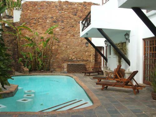 Hostal Coral Tree Inn