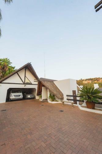 Hostal Coral Tree Inn