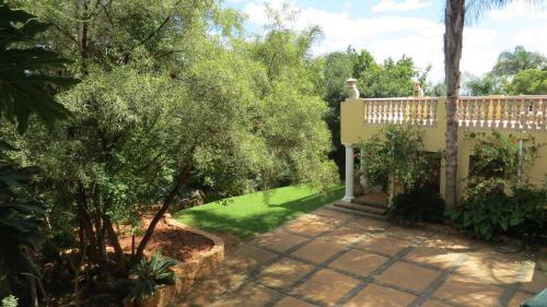 Bed & Breakfast Eagles Rock Guest House