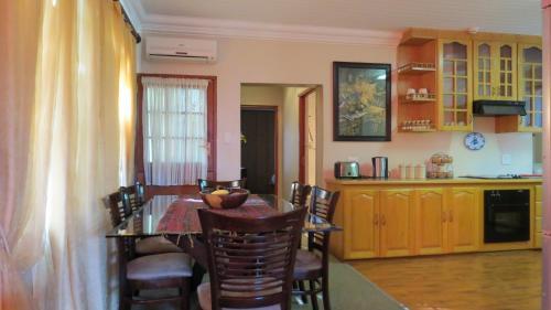 Bed & Breakfast Eagles Rock Guest House