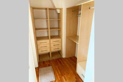 Apartamento Ubicaci�n C�ntrica Cerca de Shopping Y Supermercado