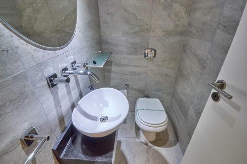 Luminous Apartment In Recoleta