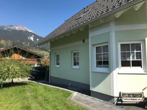 Villa Hasi
