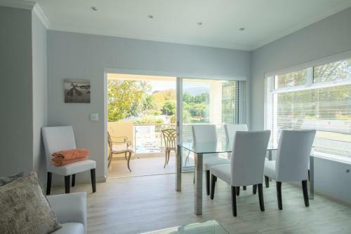 Bed & Breakfast Constantia Cottages