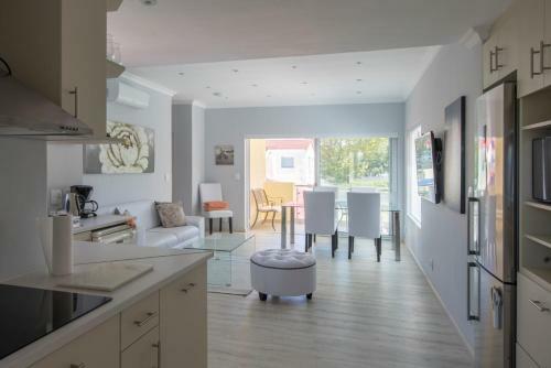 Bed & Breakfast Constantia Cottages
