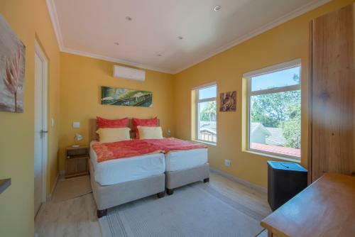 Bed & Breakfast Constantia Cottages