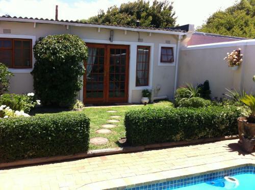 Hostal Di's Cottage