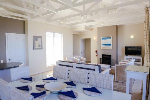 Hotel Pinnacle Point Beach And Golf Resort