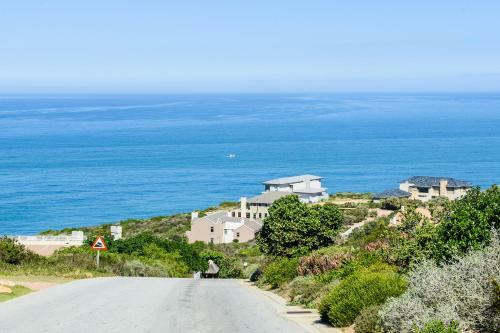 Hotel Pinnacle Point Beach And Golf Resort