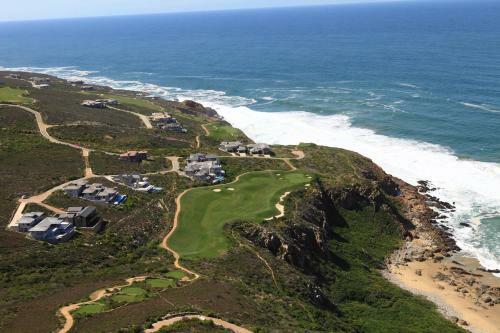 Hotel Pinnacle Point Beach And Golf Resort