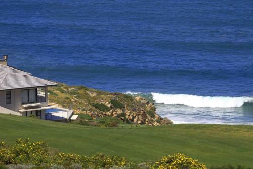 Hotel Pinnacle Point Beach And Golf Resort
