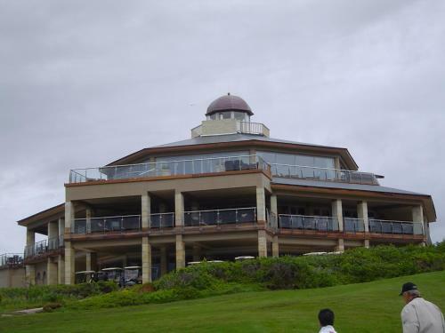 Lodge 93 - Pinnacle Point Beach & Golf Resort