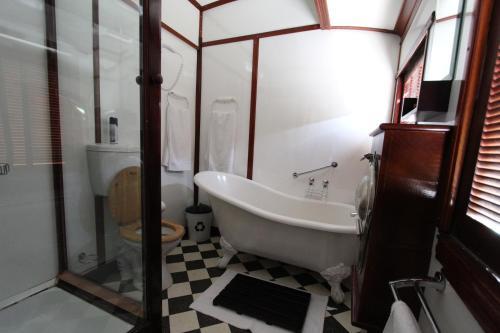 Lodge Santos Express