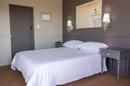 Hostal Edward Charles Manor