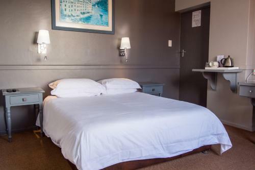 Hostal Edward Charles Manor