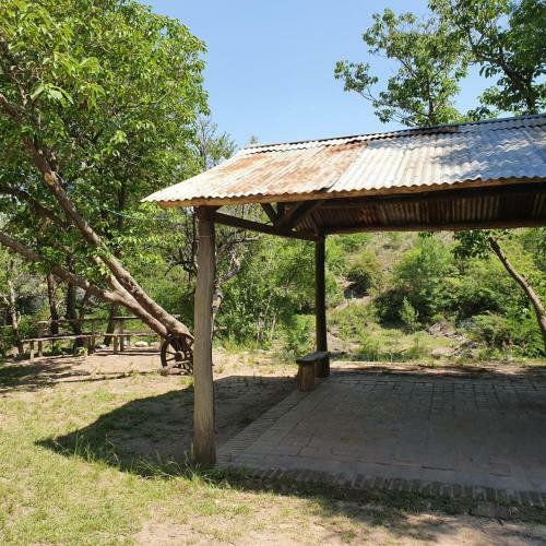 Casa Con Playa Y Bajada Al R�o Privada