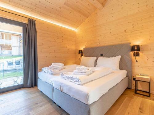 Luxurious Chalet Close To Ennsling With Private Spa