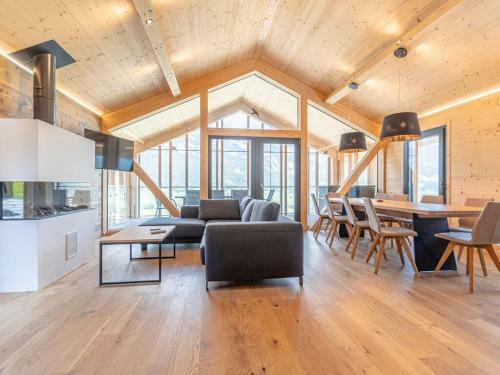 Luxurious Chalet Close To Ennsling With Private Spa
