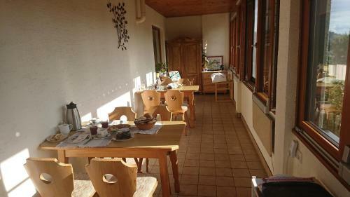 Hostal G�stehaus Der Gamser Winzerstube