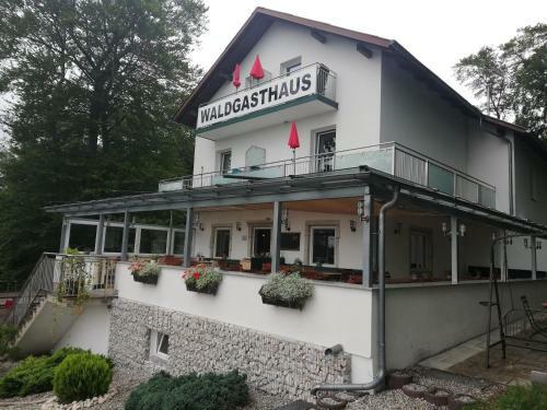 Hotel Waldgasthaus