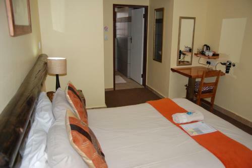 Hostal Journey's Inn Africa