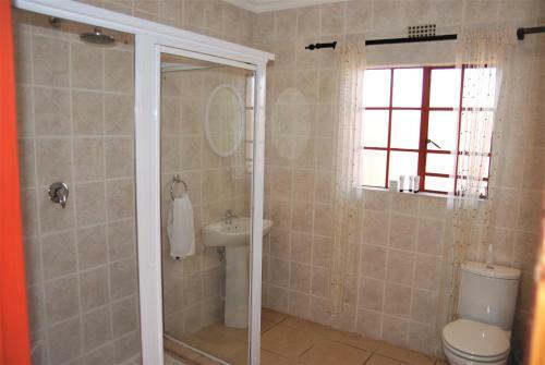 Hostal Journey's Inn Africa