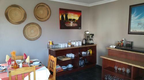 Hostal Journey's Inn Africa