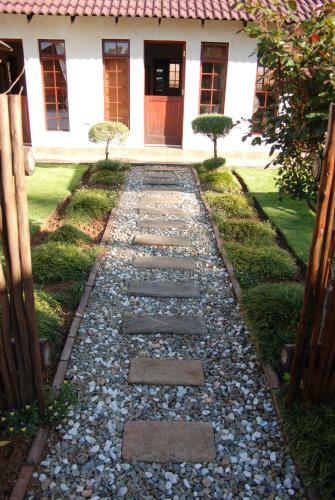 Hostal Journey's Inn Africa