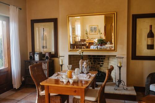 Hostal High Timbers Lodge