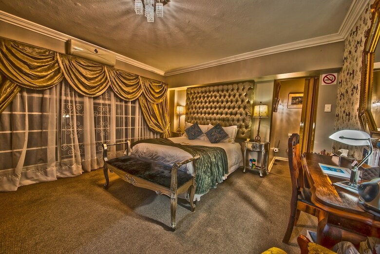 Hostal Dersley Manor