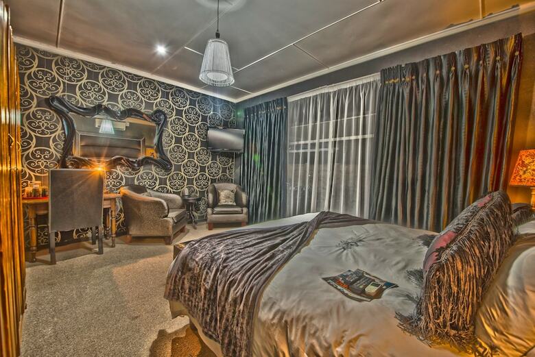 Hostal Dersley Manor