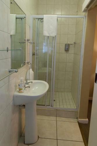 Hostal Bayswater Lodge