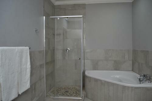 Hostal African Sands Guesthouse